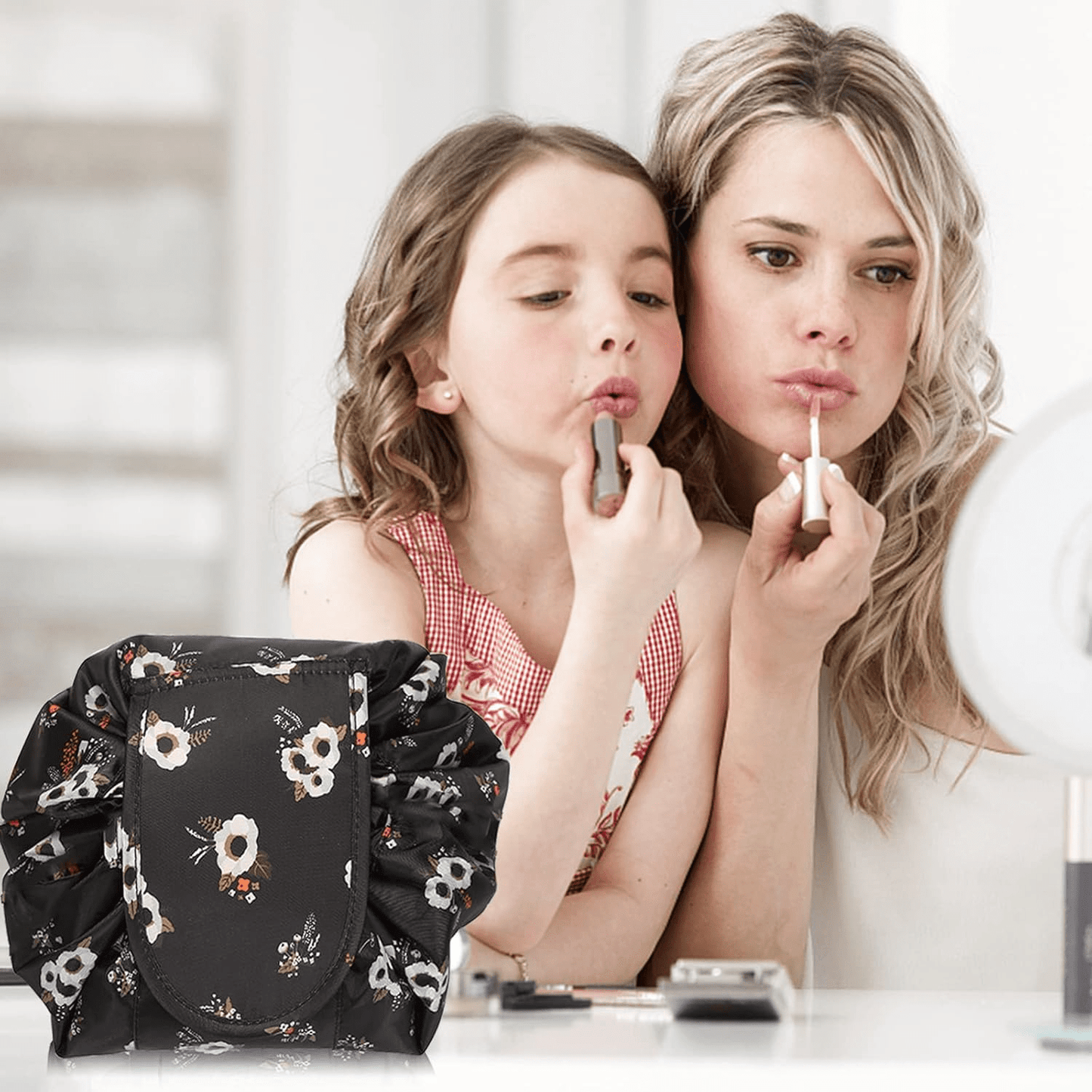 Trousse de maquillage - WomenCosmeticBag™ - Fleur Noir - Beauté à toi